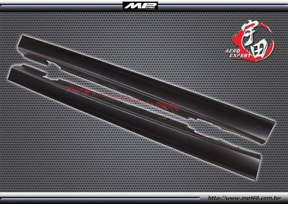 E46 98-06 4門 M3款側裙 E46 98-06 4門 M3款側裙