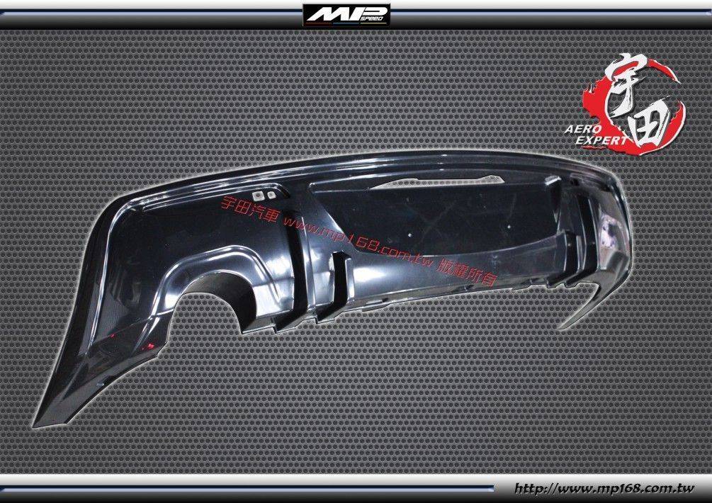 2013-2014 Mazda 3 馬自達 3 4D MP款後飾板-單出 2013-2014 Mazda 3 馬自達 3 4D MP款後飾板-單出