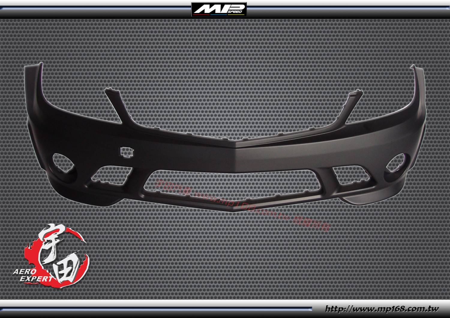 2008 W204 C63款前保桿 雷達+霧燈孔 2008 W204 C63款前保桿 雷達+霧燈孔