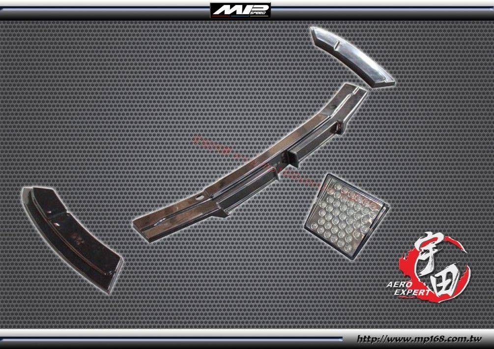 2010-2012 Mazda 3 馬自達 3 5D K款三片式後下定風翼+LED