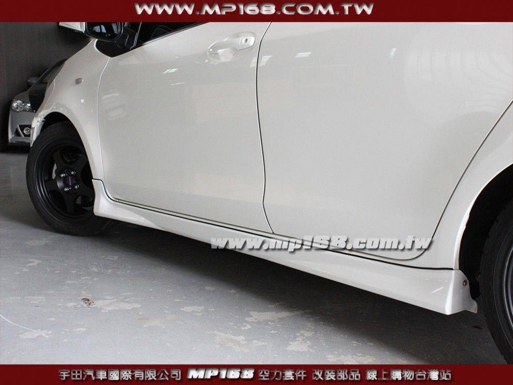 2006-2013 YARIS OEM款側裙(左+右)-10年式樣