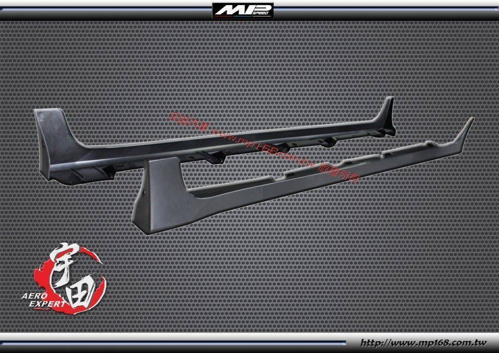 2014-2018 COROLLA/ALTIS 原廠 Z 版 側裙 (左+右) pp 2014-2018 COROLLA/ALTIS 原廠 Z 版 側裙 (左+右) pp