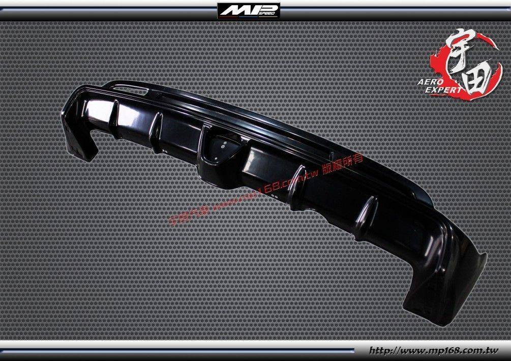 2011-2015 HONDA CRZ 本田 CRZ M款 後中包 +LED